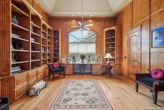 Image 13 of 107 For 2121 Landmark Lane