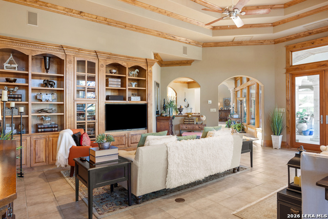 Image 21 of 107 For 2121 Landmark Lane