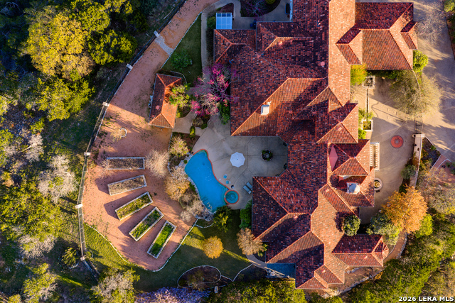 Image 3 of 107 For 2121 Landmark Lane