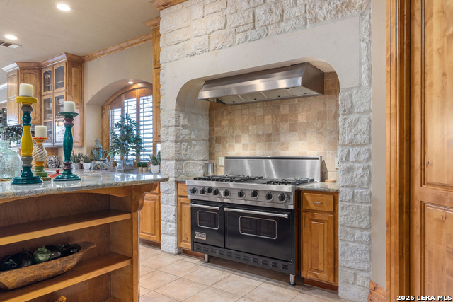 Image 32 of 107 For 2121 Landmark Lane