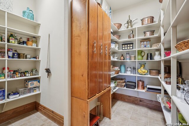 Image 34 of 107 For 2121 Landmark Lane