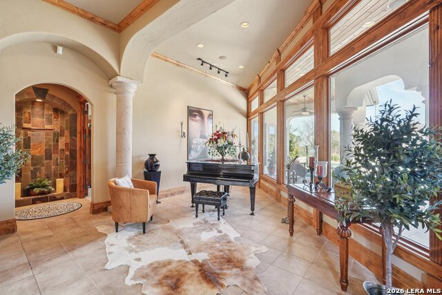 Image 44 of 107 For 2121 Landmark Lane