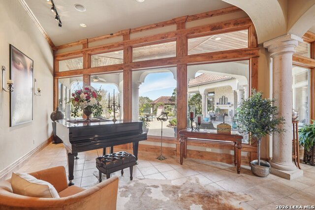 Image 45 of 107 For 2121 Landmark Lane