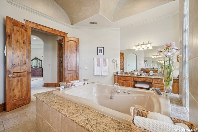 Image 60 of 107 For 2121 Landmark Lane