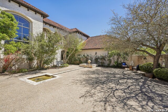 Image 8 of 107 For 2121 Landmark Lane