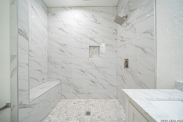 Image 11 of 17 For 934 Sherman  