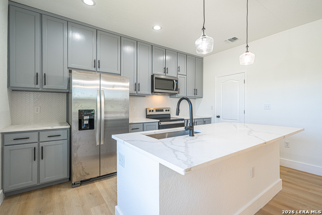 Image 3 of 17 For 934 Sherman  