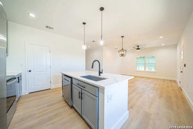 Image 4 of 17 For 934 Sherman  