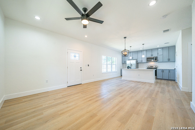 Image 6 of 17 For 934 Sherman  