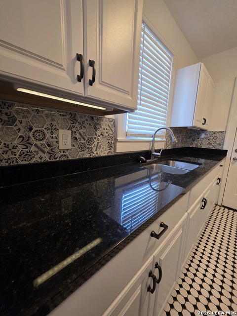 Image 10 of 18 For 930 Grayson E 1