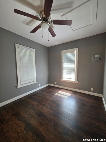 Image 13 of 18 For 930 Grayson E 1