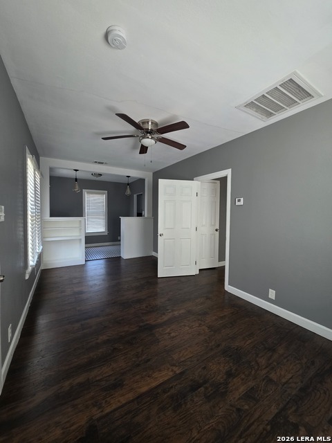 Image 2 of 18 For 930 Grayson E 1