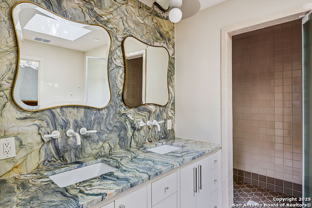 Image 34 of 44 For 2330 Blanton Dr