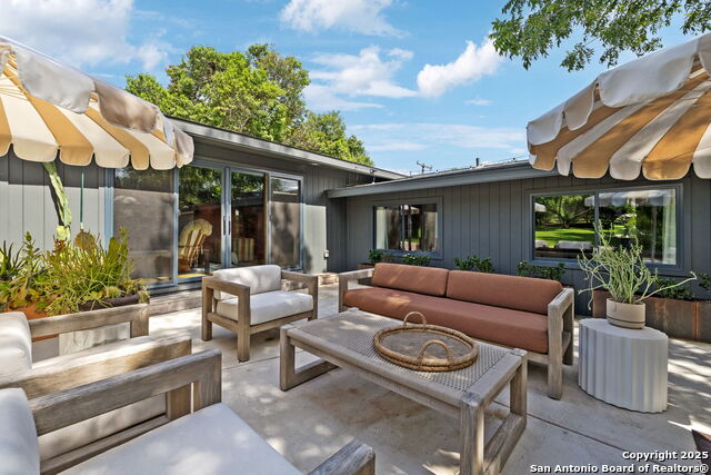 Image 37 of 44 For 2330 Blanton Dr