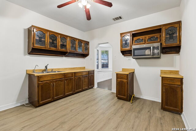 Image 10 of 25 For 438 Rigsby  