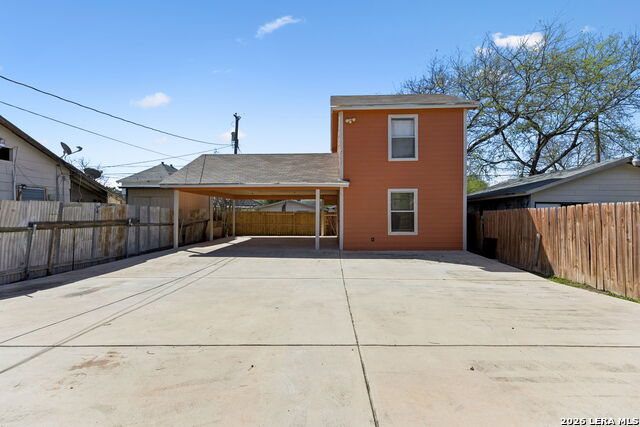 Image 17 of 25 For 438 Rigsby  