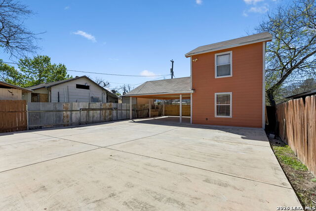 Image 24 of 25 For 438 Rigsby  