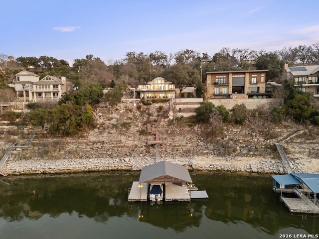 Listing photo id 1 for 1700 Buffalo Gap