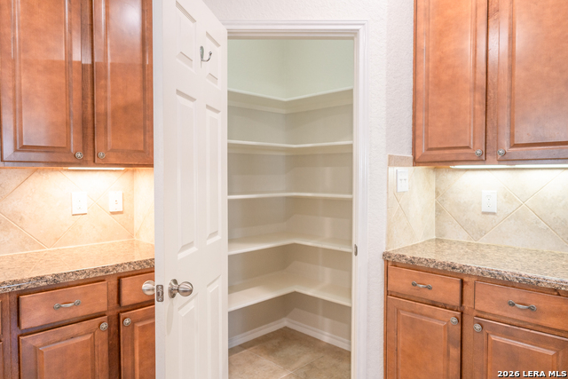 Image 17 of 23 For 6913 Abbey Falls