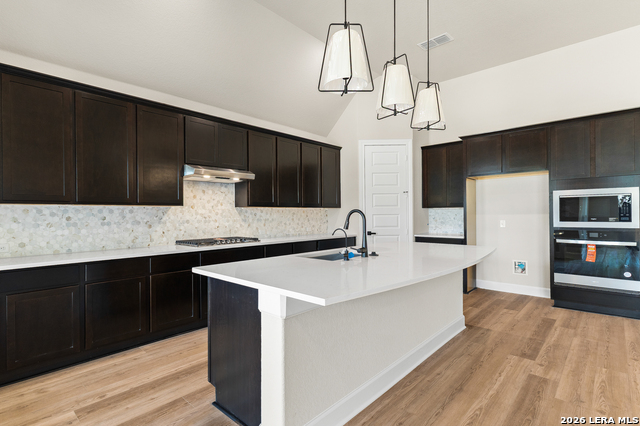 Image 7 of 11 For 137 Gallant Fox