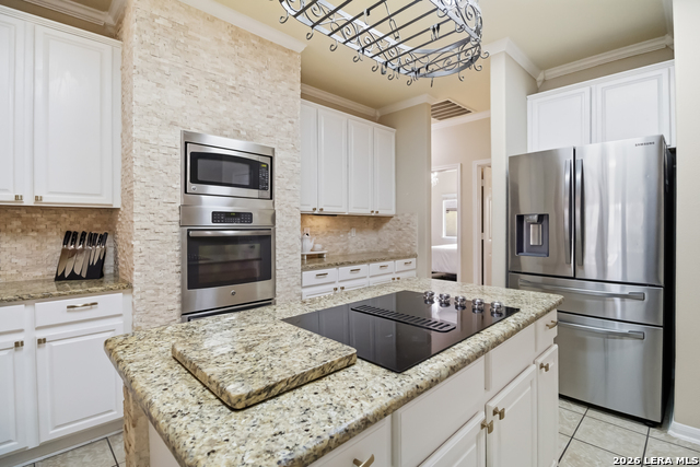 Image 23 of 61 For 9902 Alms Park Dr