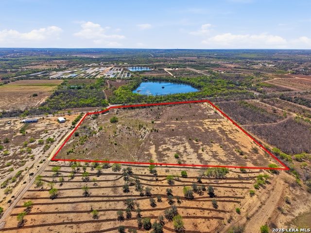 Image 5 of 13 For 14215 Quintana