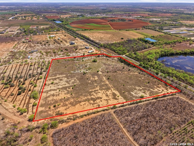 Image 8 of 13 For 14215 Quintana