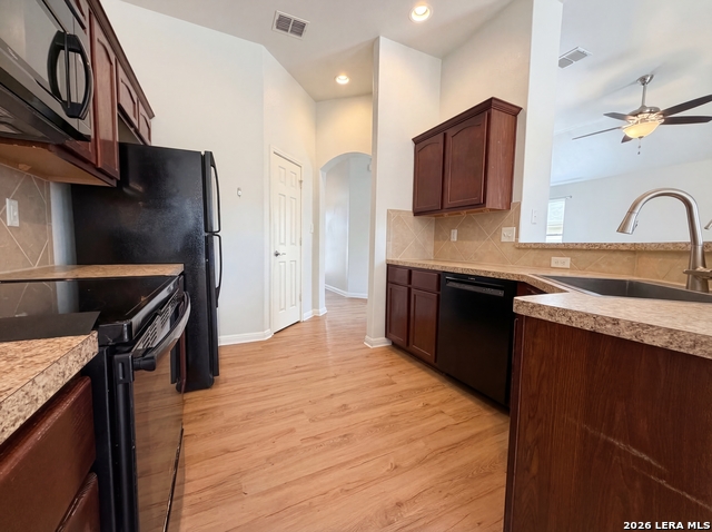 Image 2 of 17 For 3945 Whisper