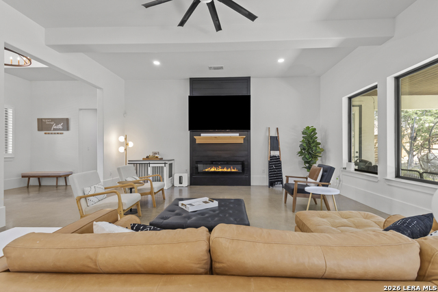 Image 10 of 53 For 211 Spacious Sky