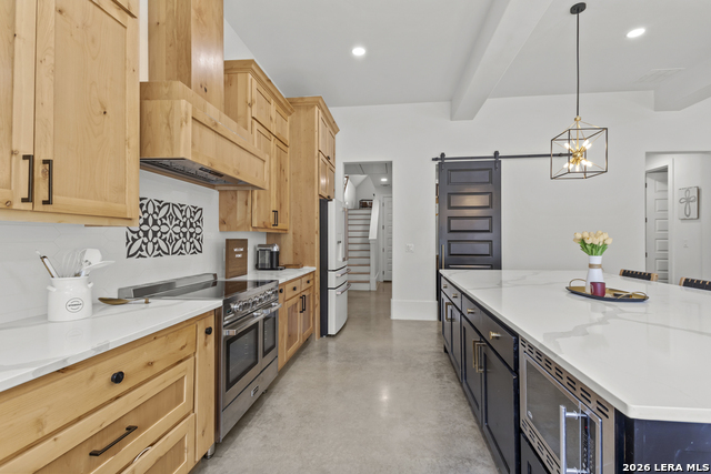 Image 12 of 53 For 211 Spacious Sky