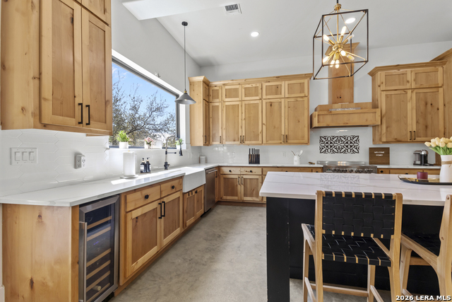 Image 14 of 53 For 211 Spacious Sky