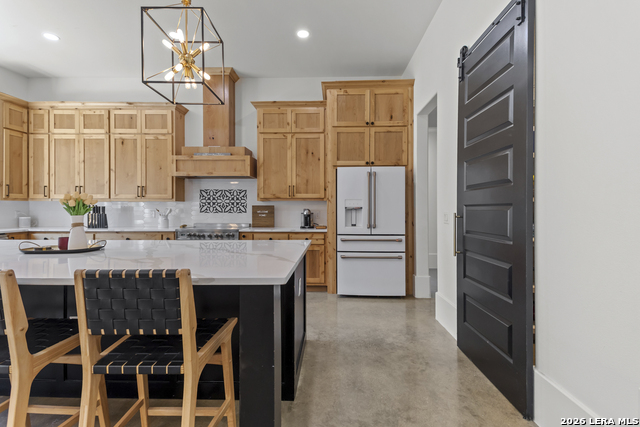 Image 15 of 53 For 211 Spacious Sky