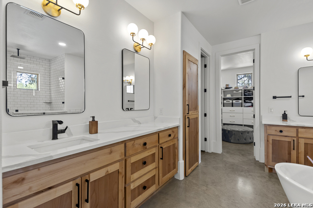 Image 20 of 53 For 211 Spacious Sky