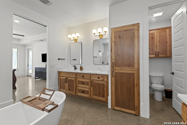 Image 23 of 53 For 211 Spacious Sky