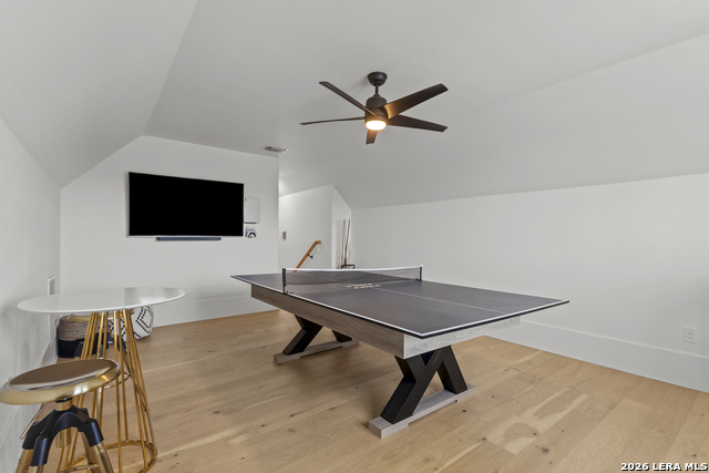 Image 28 of 53 For 211 Spacious Sky