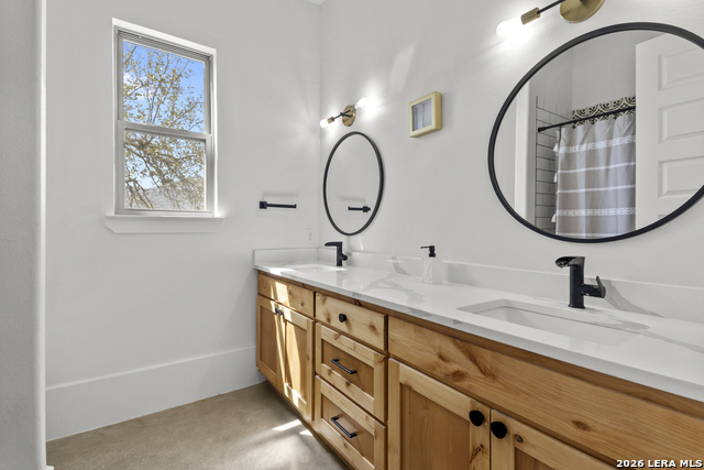 Image 31 of 53 For 211 Spacious Sky