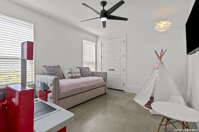 Image 33 of 53 For 211 Spacious Sky