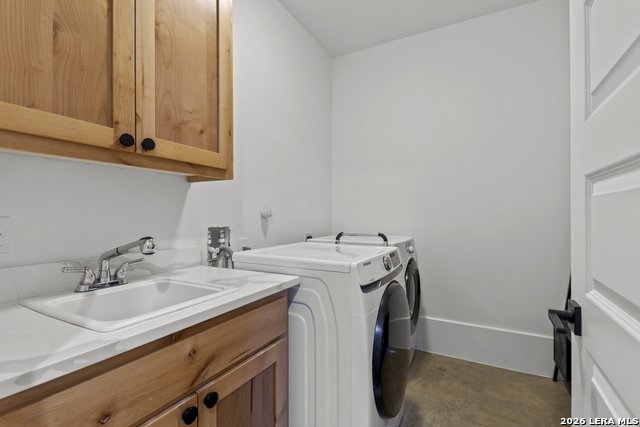 Image 36 of 53 For 211 Spacious Sky