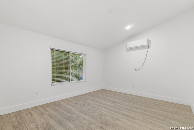 Image 10 of 18 For 937 Anderson