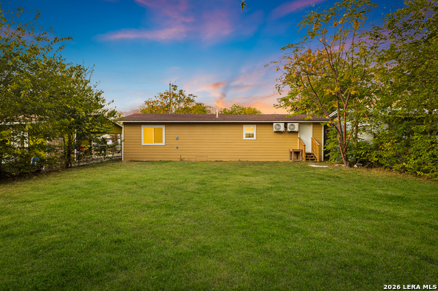 Image 17 of 18 For 937 Anderson