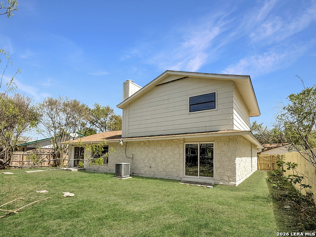 Image 24 of 32 For 11927 Dawnhaven St.