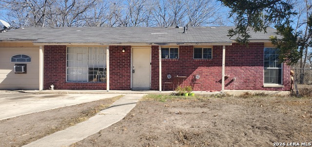 Image 8 of 8 For 8322 Charger