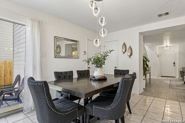 Image 19 of 29 For 16130 Ambush Grove