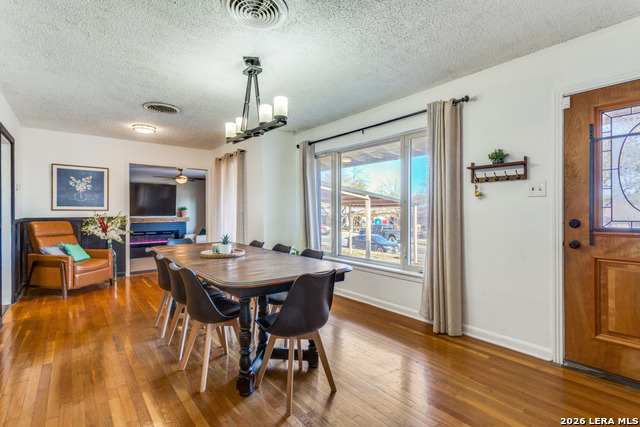 Image 2 of 29 For 302 Sullivan Dr