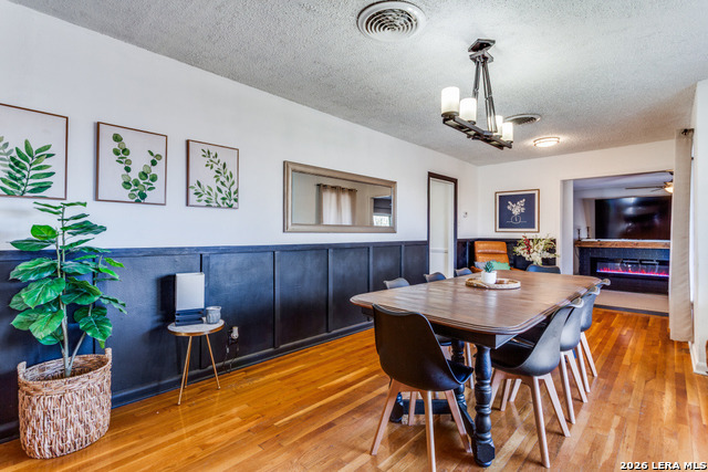 Image 4 of 29 For 302 Sullivan Dr