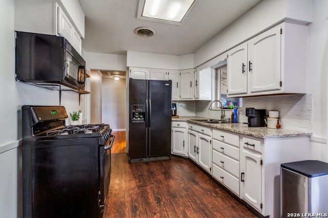 Image 8 of 29 For 302 Sullivan Dr