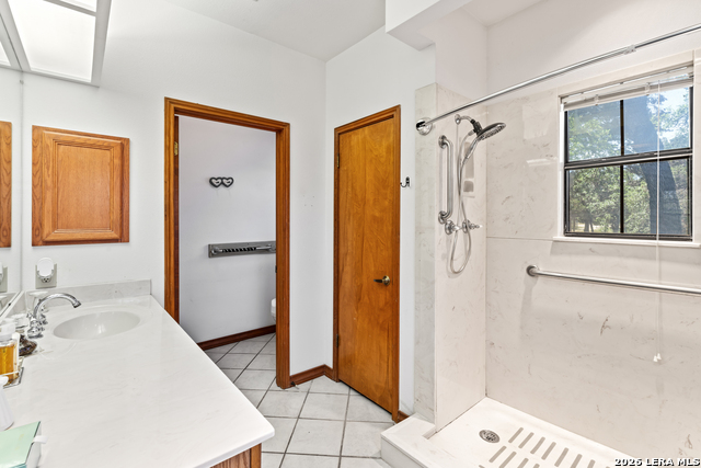 Image 13 of 38 For 30641 Beck  