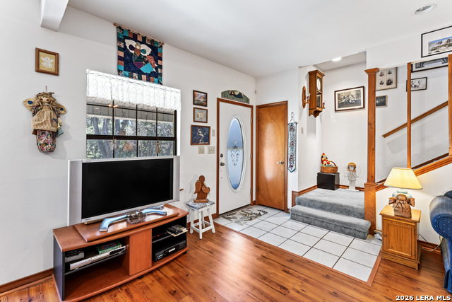 Image 4 of 38 For 30641 Beck  