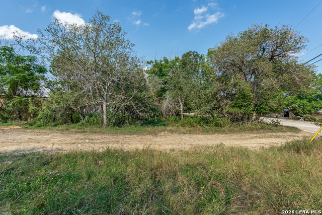 Image 10 of 15 For 6692 King Crown