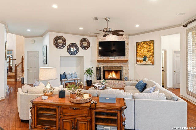 Image 17 of 58 For 8 Aspen Creek